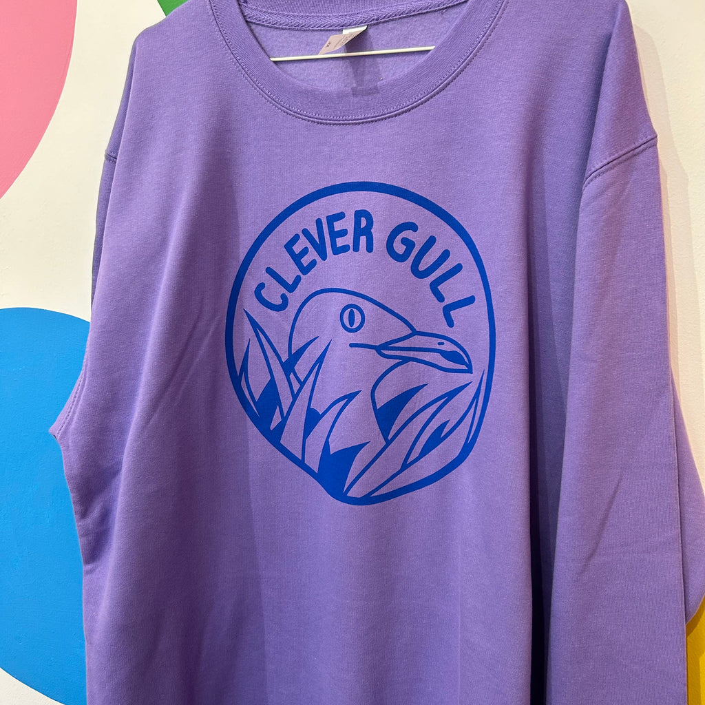 Size XL - Clever Gull Sweatshirt