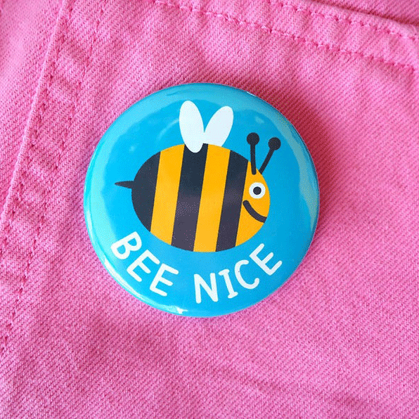 Bee Nice Badge - hello DODO